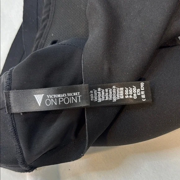 Victoria’s Secret OnPoint Sports bra, Black Women's Intimate Bra, Size S-DD/P-DD - Picture 2 of 16